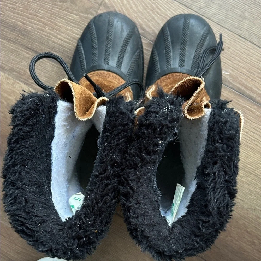 Sorel Wool Leather Snow Boots  !! Size 5